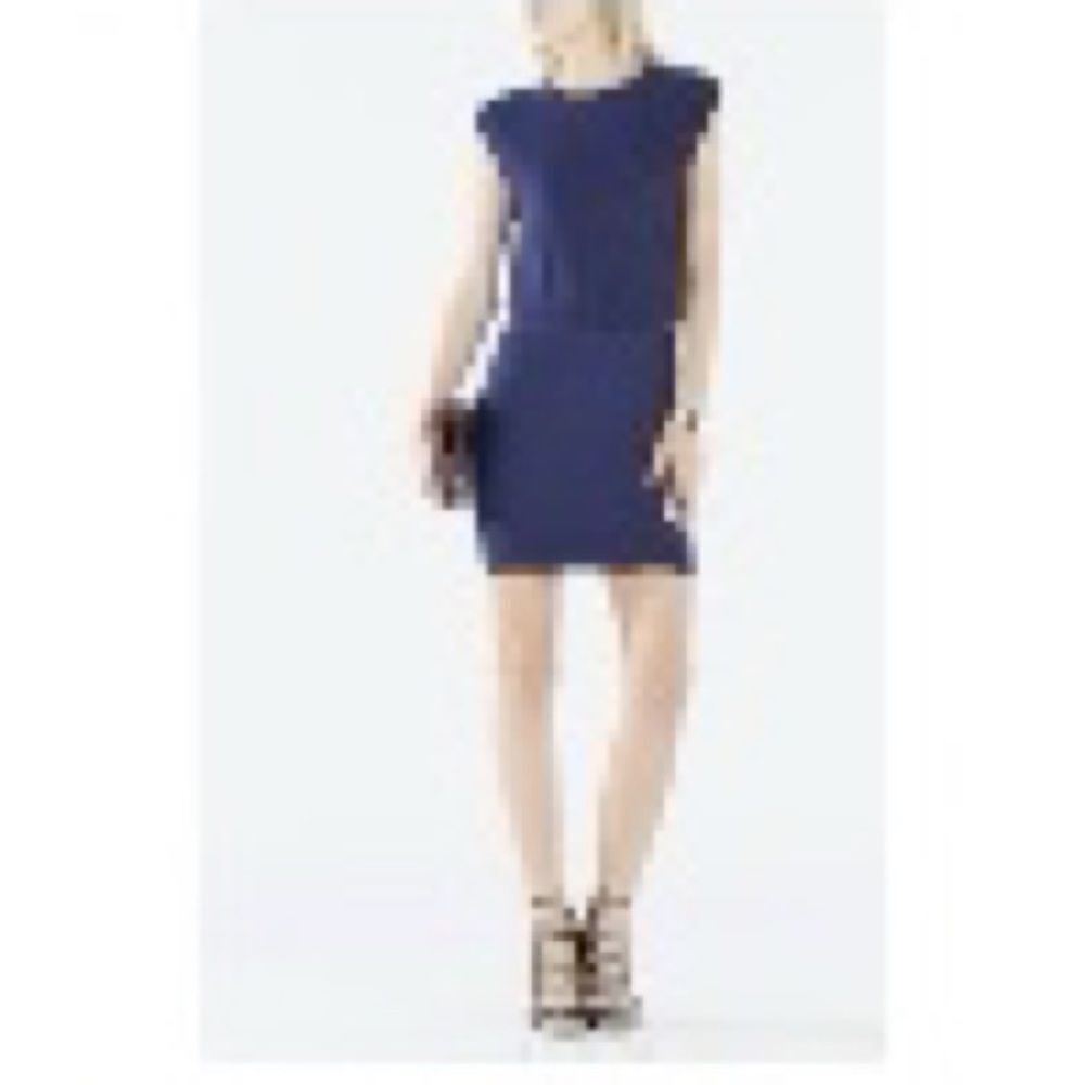 Dress - Picture 9 of 9